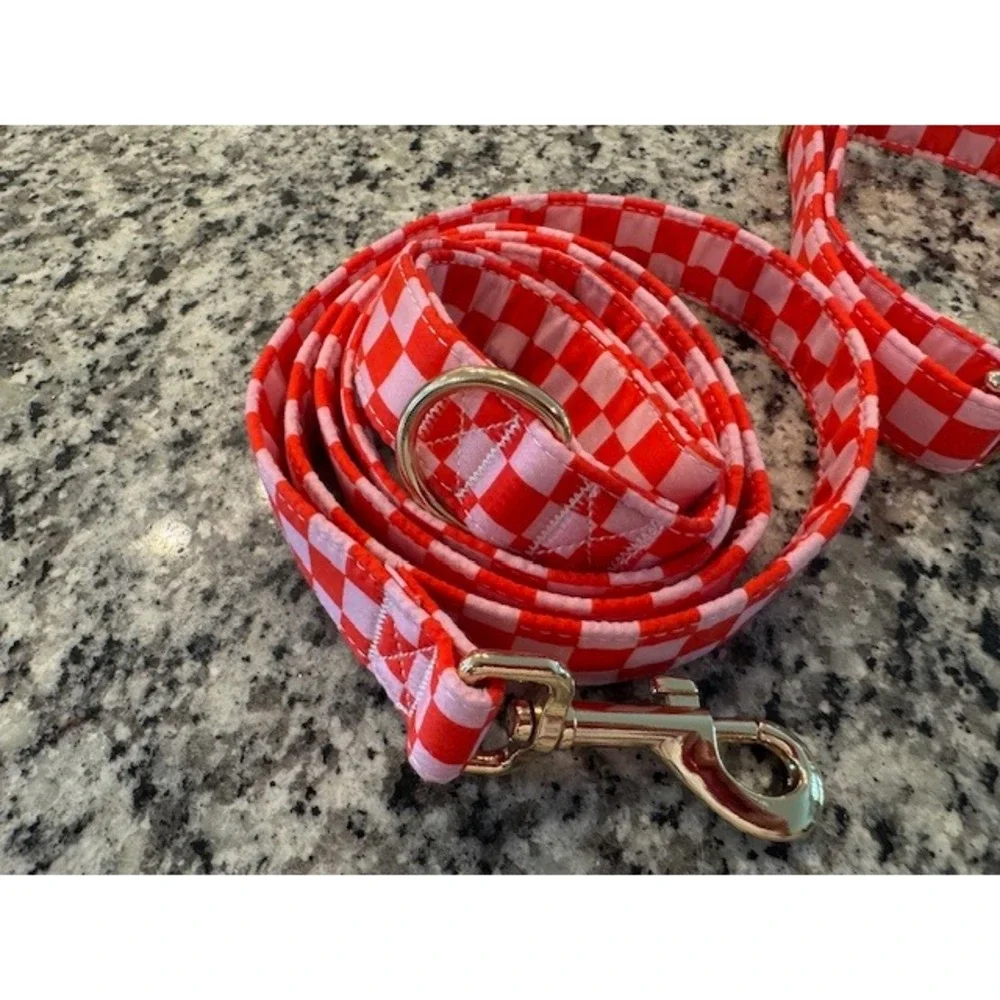 Sniff & Bark Red Pink Checkered Dog‎ Harness Collar Leash Set